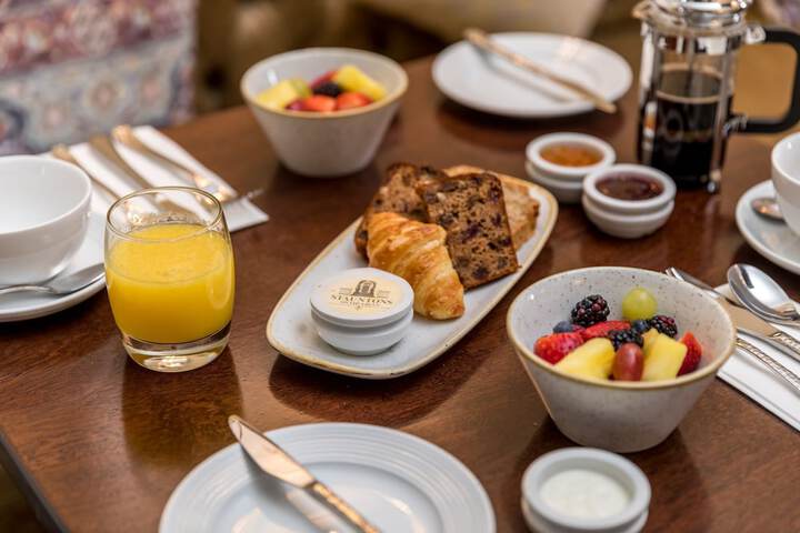 Breakfast/Coffee Service 37 of 53