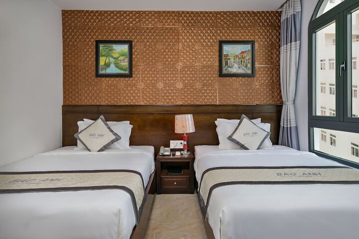 Room 15 of 37