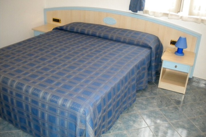 Room 7 of 52