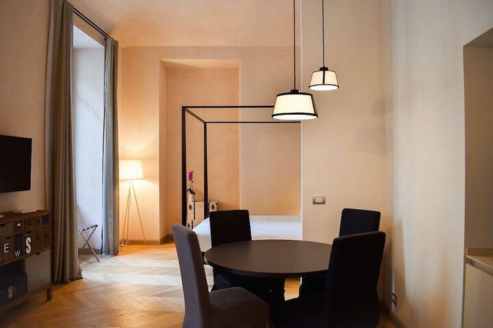 Room 25 of 82