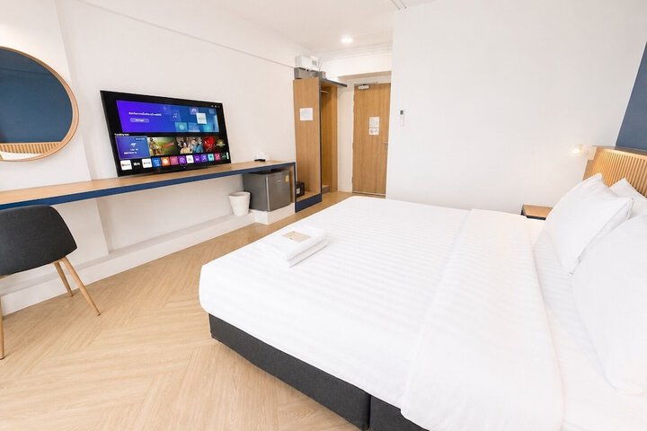 Room 14 of 38