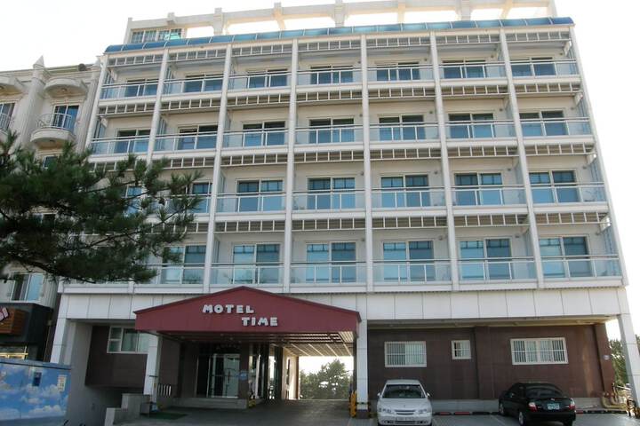 Hotel 45 of 51
