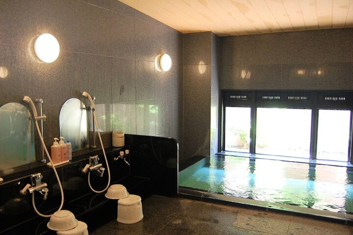 Room 20 of 28