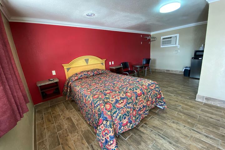 Classic Room 2 Double Beds (2 of 10)