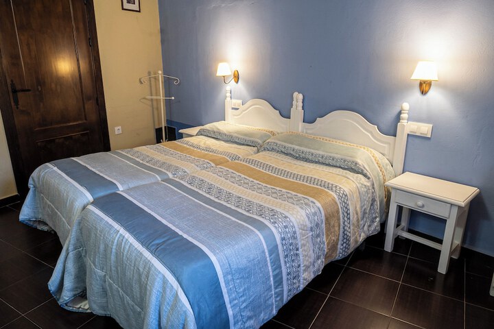 Room 9 of 89
