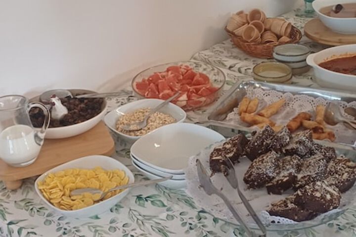 Dining 44 of 92