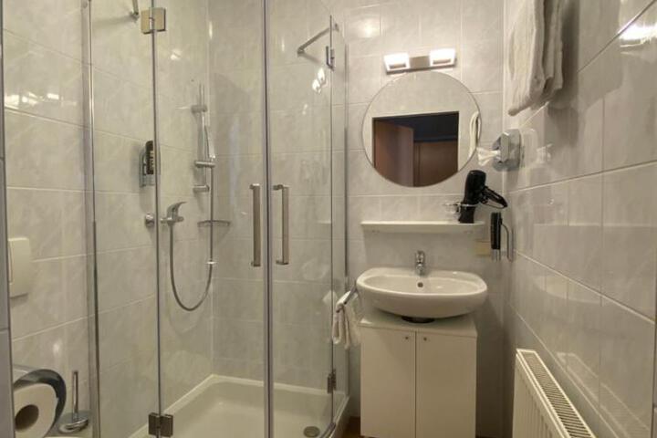 General 11 of 27