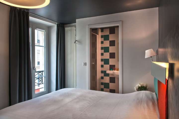 Room 8 of 26