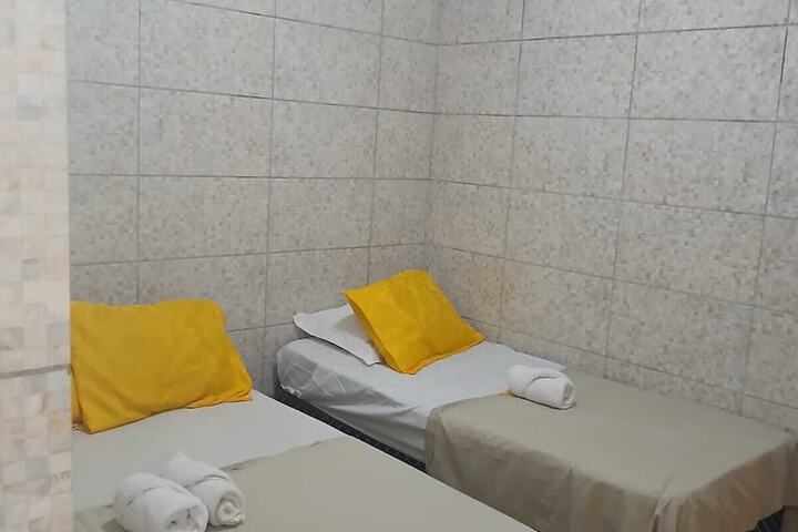 Room 4 of 35