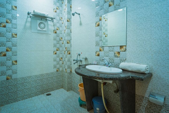 Room 47 of 73