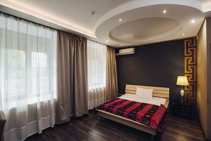 Room 15 of 27