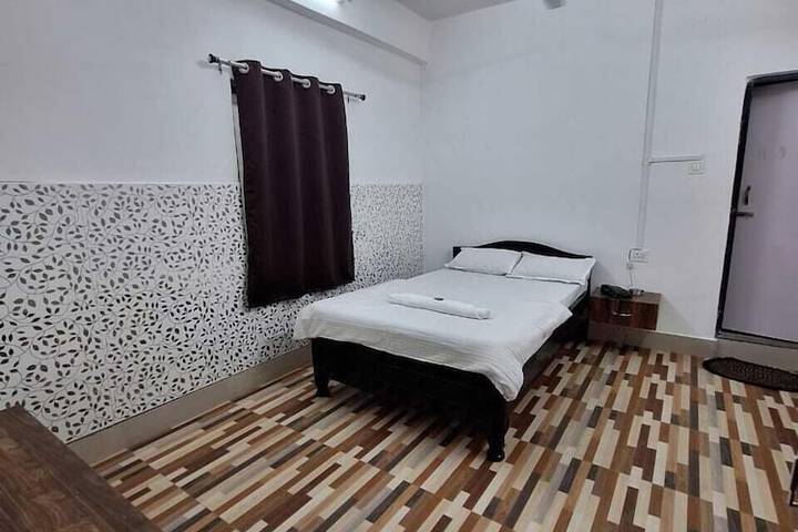 Hotel High East