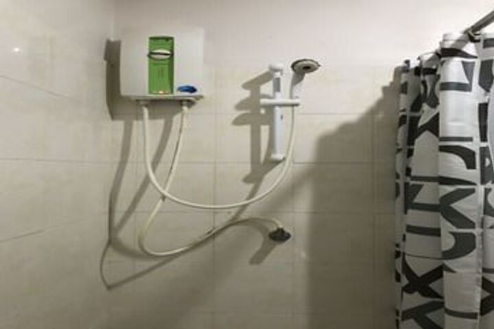 Room 5 of 23