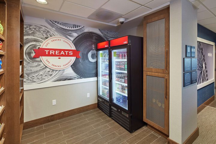 Snack bar