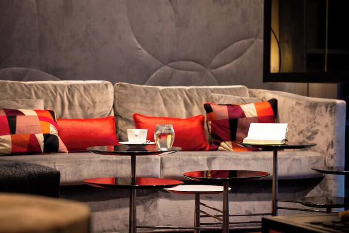 Guest Lobby