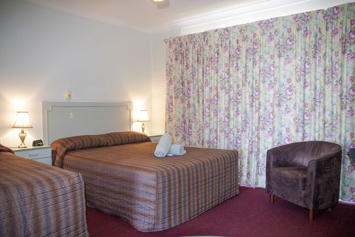 Room 5 of 19