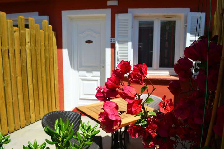 Terrace/Patio 18 of 33