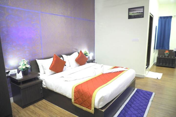 Room 6 of 43