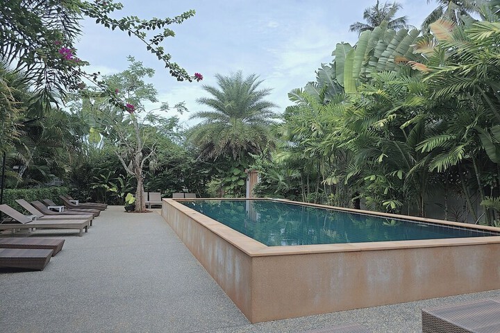 Pool 35 of 57