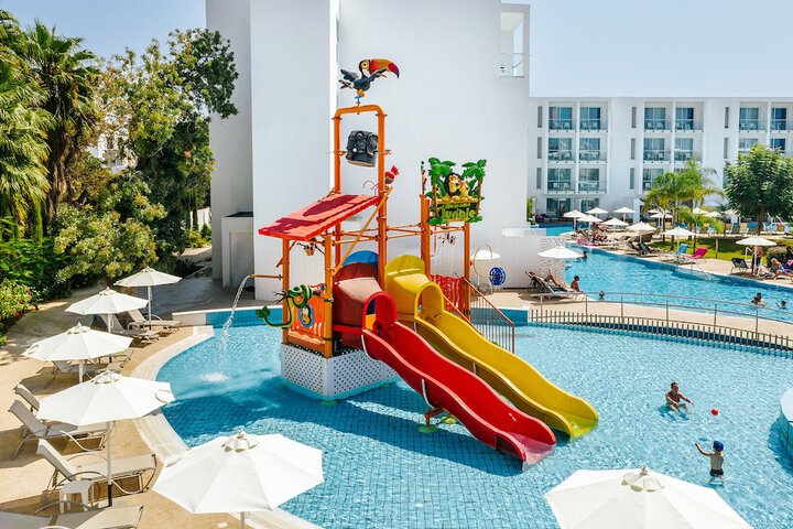 Pool 55 of 110
