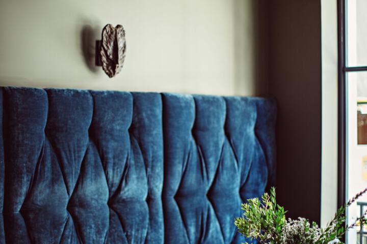 Lounge 86 of 113