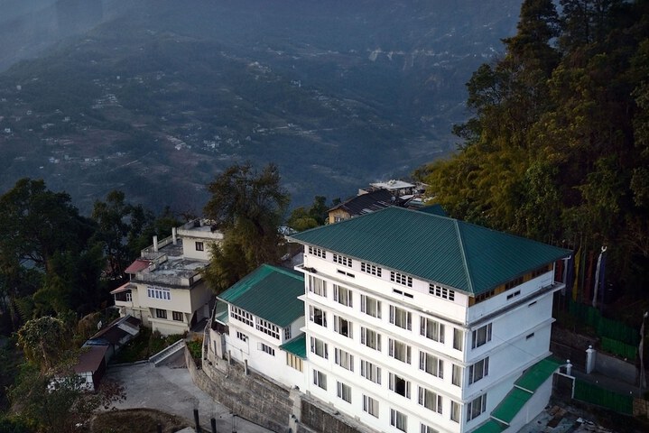 Hotel 59 of 60