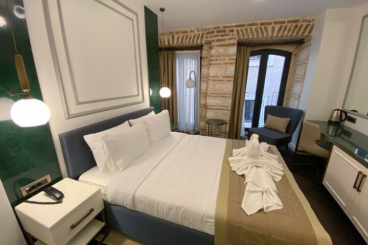 Room 18 of 86