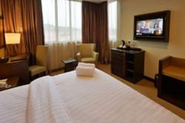 Room 5 of 44