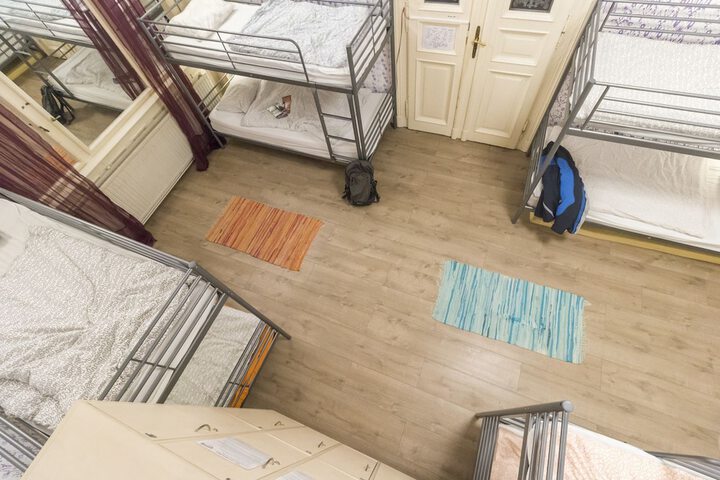 Room 11 of 78
