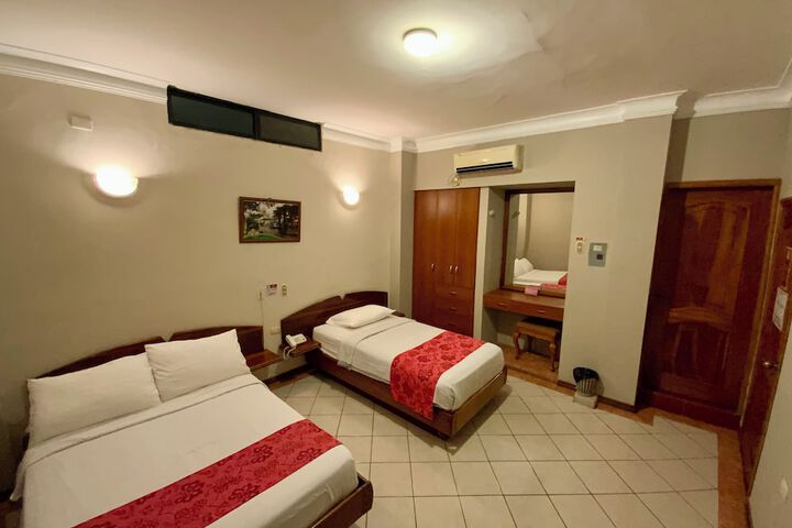 Room 10 of 49