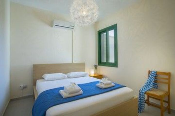 Room 15 of 26