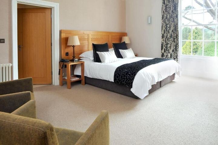 Room 2 of 29