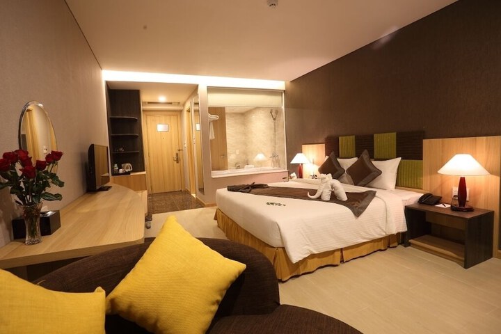 Room 18 of 67