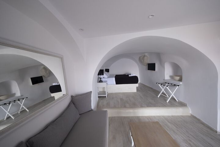 Room 51 of 154
