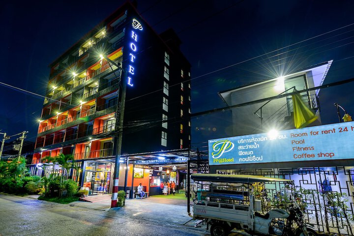 Hotel 153 of 181