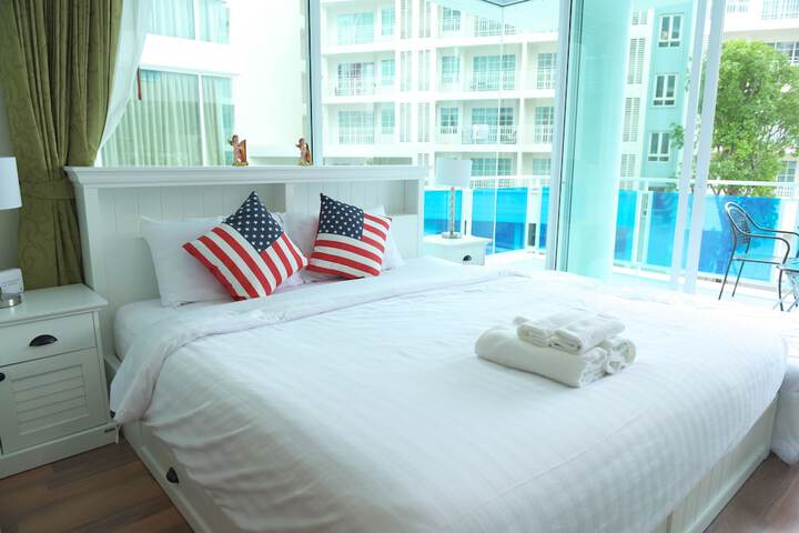 Room 28 of 294