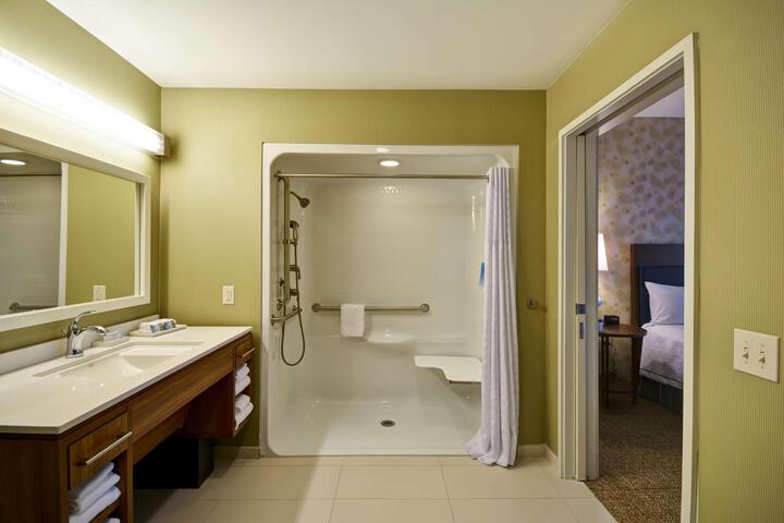 1 King Bed Studio Suite (12 of 18)
