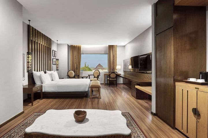 Room 5 of 56