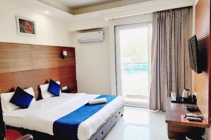 Room 4 of 21