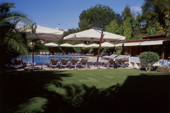 Pool 114 of 173