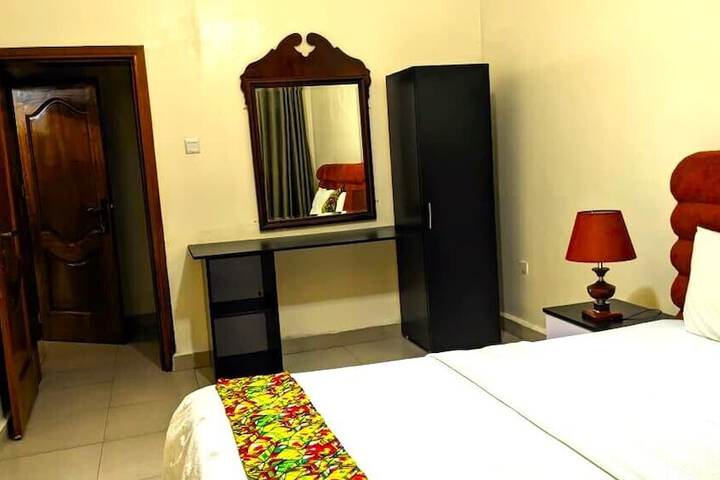 Room 18 of 39