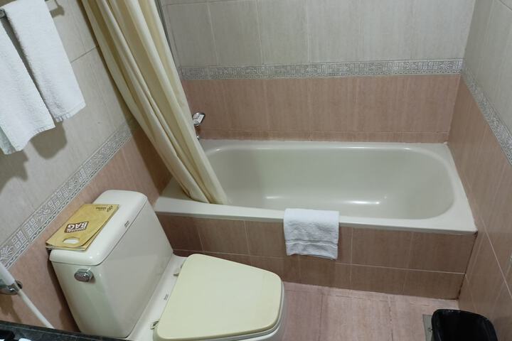 Room 112 of 258