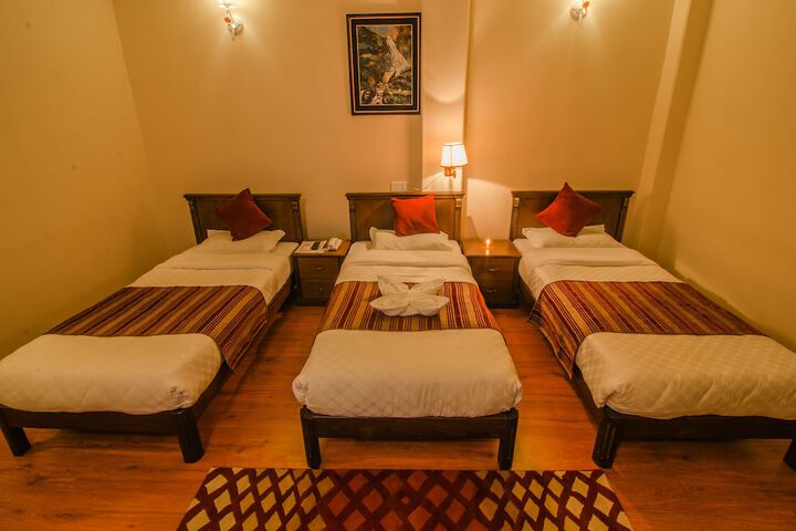 Room 9 of 51