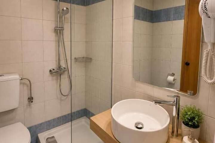Clean Restrooms