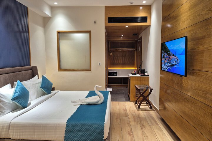 Room 9 of 55