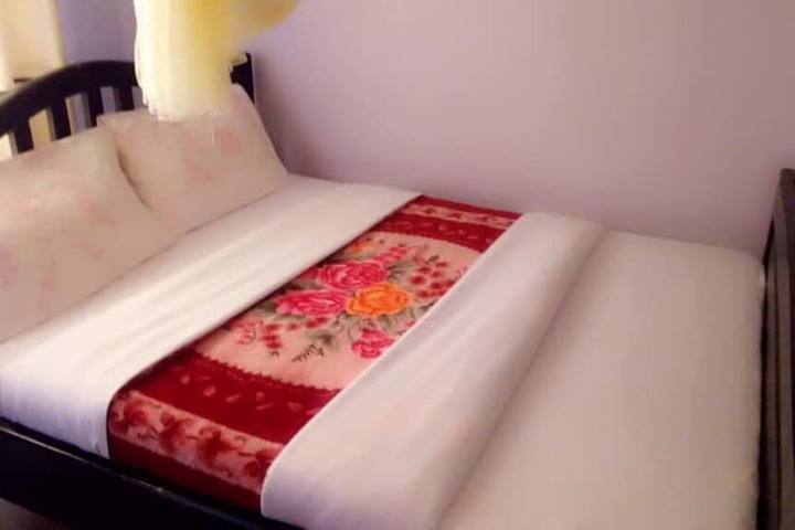 Room 15 of 53