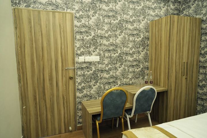 Room 14 of 51