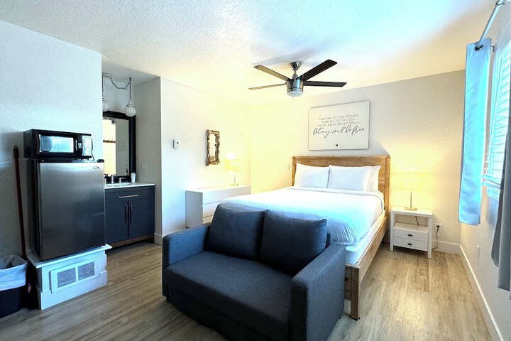 Room 40 of 155