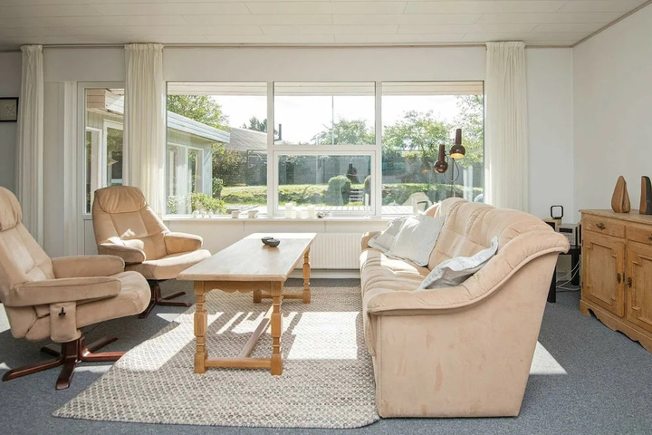 Terrace/Patio 6 of 16
