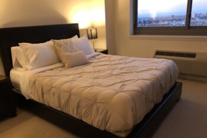 Room 171 of 246
